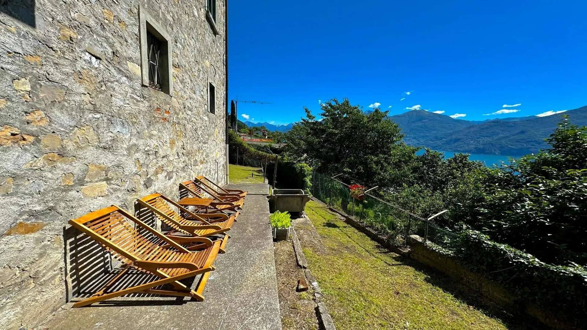 Casa Di Pietra Menaggio Βίλα 0*,
